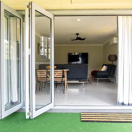 Recently Renovated Private *