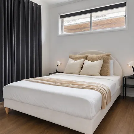 Spacious 3br W Parking In Sunnybank - Relax & Unwind Holiday home Brisbane