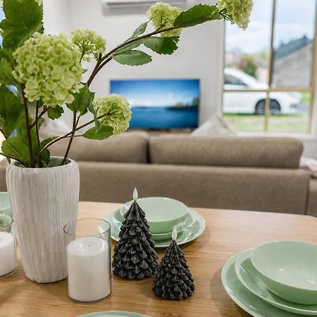 Spacious 3br W Parking In Sunnybank - Relax & Unwind Brisbane