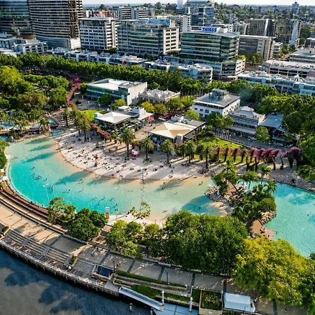 Spacious 3br W Parking In Sunnybank - Relax & Unwind Brisbane