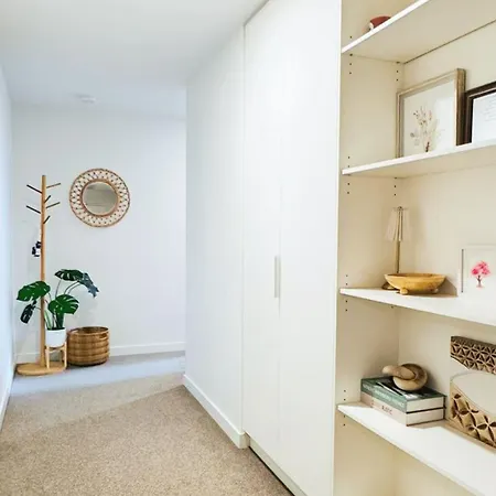 Amazing Views 2bd 2ba Homey Toowong Abode Pool M29 * Brisbane