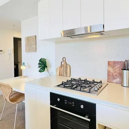 Apartment Amazing Views 2bd 2ba Homey Toowong Abode Pool M29