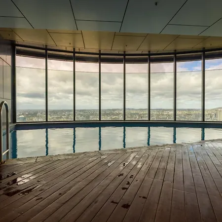 Apartment Heart Of Brisbane - Skytower Cbd Getaway - Level 40 Pool & Gym - Walk Everywhere Brisbane