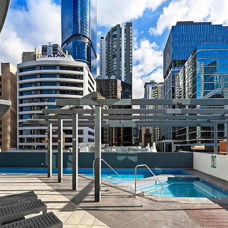 Apartment Bridge Views - Sleeps 8 - Cbd - Pool, Gym & Parking Brisbane