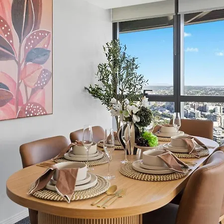 Apartment Ryeva With Free Parking, Pool, Sauna, Gym & River Views *