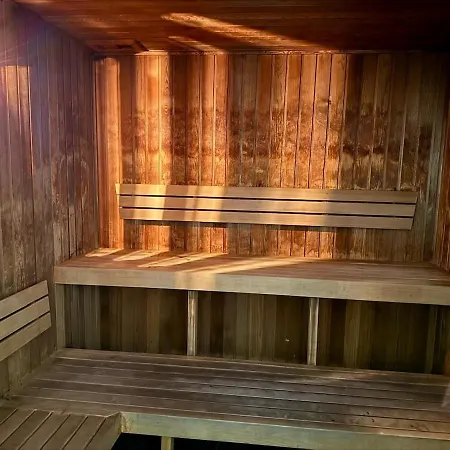 Apartment Ryeva With Free Parking, Pool, Sauna, Gym & River Views *