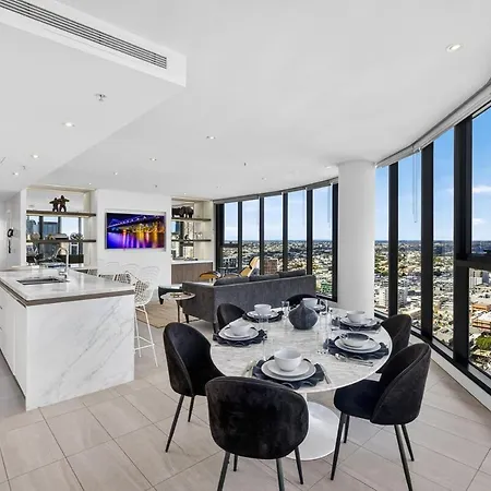 Luxe 3br Penthouse With Story Bridge And River Views Apartment *