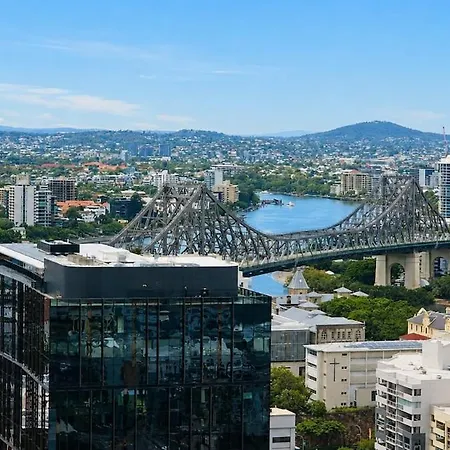 Luxe 3br Penthouse With Story Bridge And River Views *