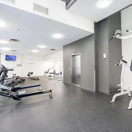 Apartment Cbd Resort-style Pool, Gym, Parking Walk To Waterfront