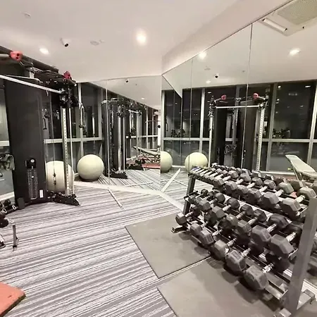 Luxe Free Parking Pool & Gym *