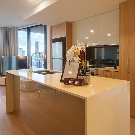 Lux 33th Floor 2br 2bath, Infinity Pool, Gym, Wifi Apartment Brisbane