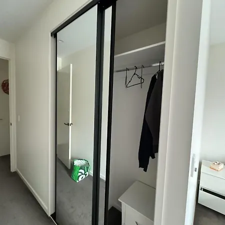 Sunnybank Luxury Modern Townhouse, Quiet, Prime Location Villa *