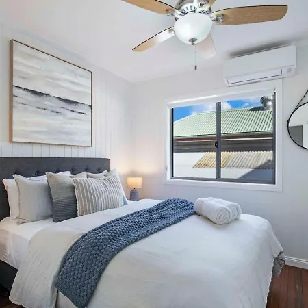 Holiday home Retreat - 4bed