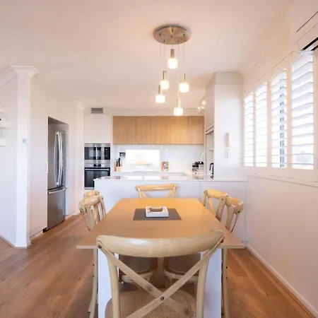 Bayside 4br Family Retreat | Walk To Manly Harbour * Brisbane