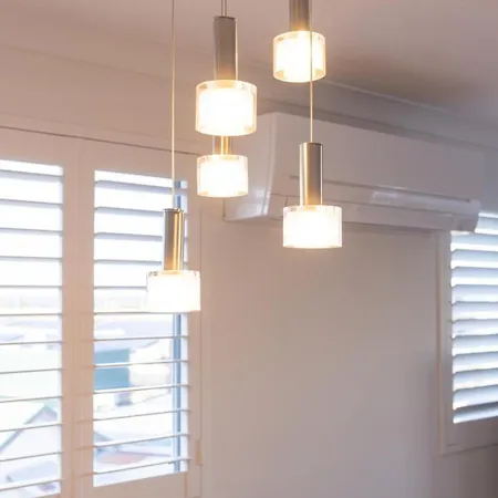 Bayside 4br Family Retreat | Walk To Manly Harbour