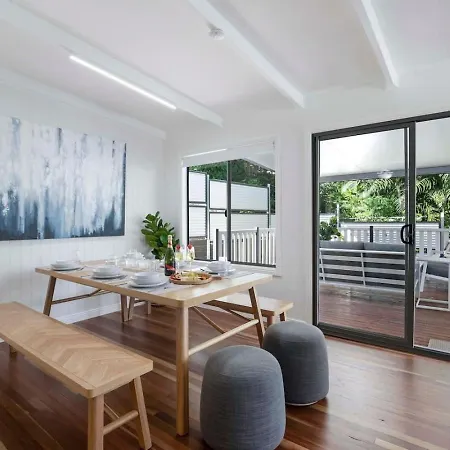 Holiday home Retreat - 4bed