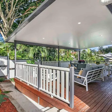 Retreat - 4bed Holiday home *