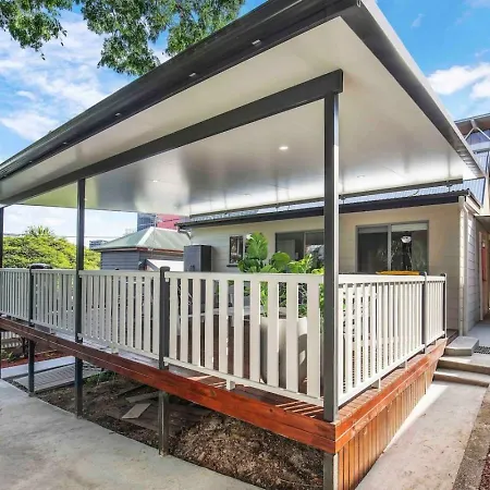 Retreat - 4bed Brisbane