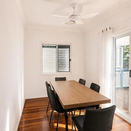 Holiday home Charming Queenslander 3 Bed 1 Bath In West End Brisbane