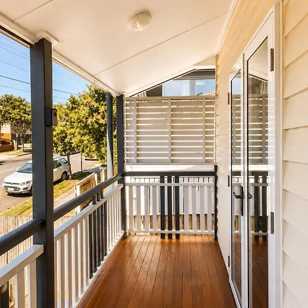 Holiday home Charming Queenslander 3 Bed 1 Bath In West End Brisbane
