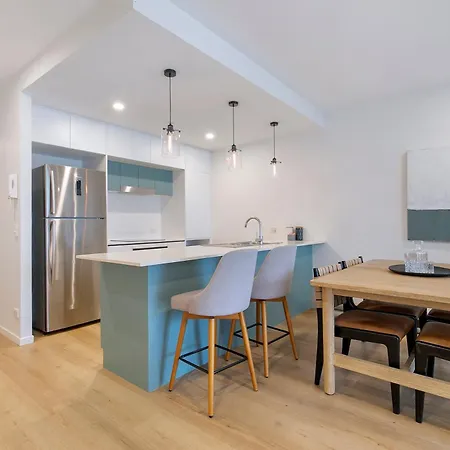 Apartment Riverstone Perch - Urban Comfort Near River *