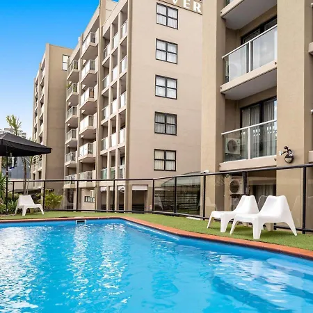 Riverside Executive Apartment *