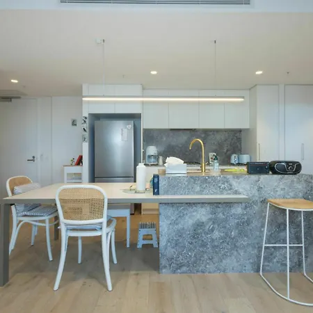 Modern 2bdr Milton Near Suncorp Stadium Brisbane