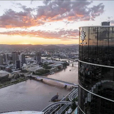 The Riverglass Retreat Skyline Escape Brisbane