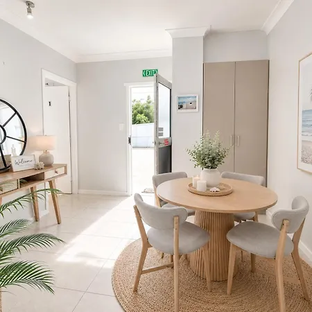 The Ivory Palm Boutique Escape Apartment Brisbane