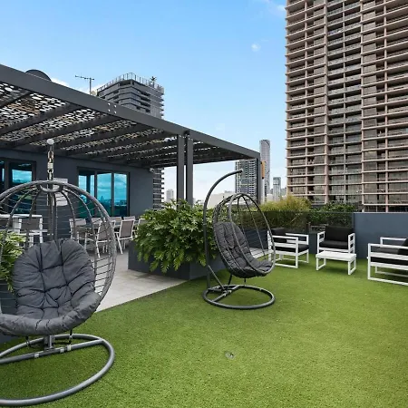 Apartment Spacious Nest Convenient Everywhere Free Parking *