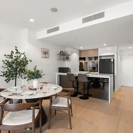 Apartment Luxe Qw Prestige Skyline Collection By Private Host Brisbane
