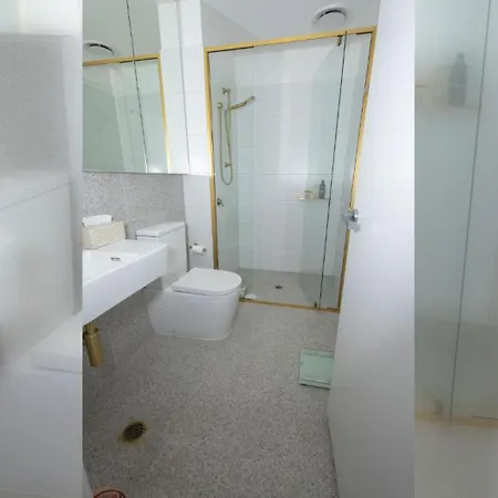 Modern 2bdr Milton Near Suncorp Stadium Brisbane