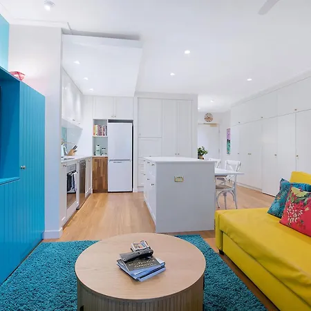 Apartment The Fishbowl - 1bed-1bath-1car-pool Brisbane