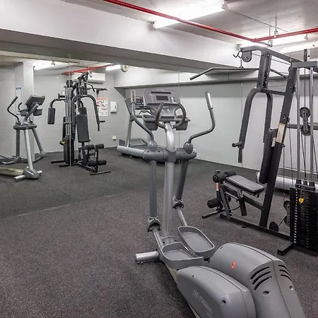 Apartment Oversized 2 Bed With Terrace And Free Parking - Stroll To Hsw Brisbane