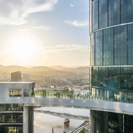 Queen's Reach - Brand New On Star Casino Bne - -