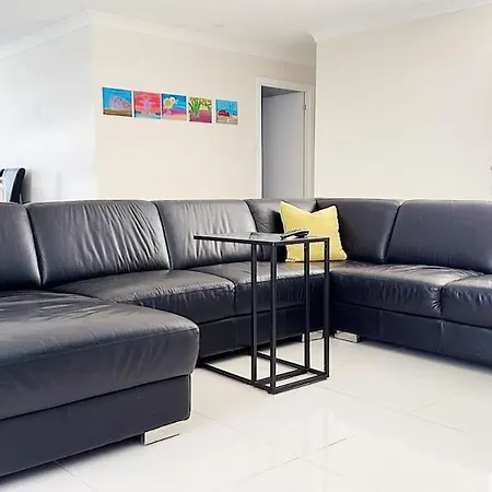 Sunny 3br Family House With Pool Sunnybank Apartment *