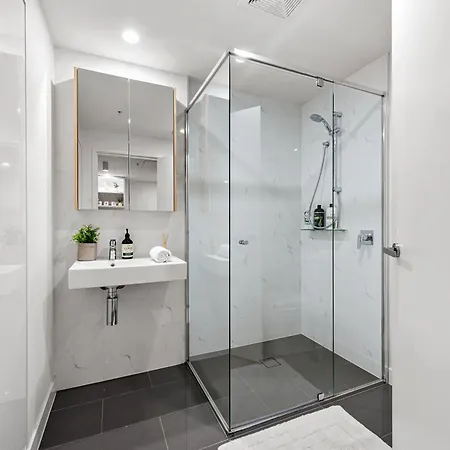 Million Dollar Views & Location! Walk To Cbd! Apartment Brisbane