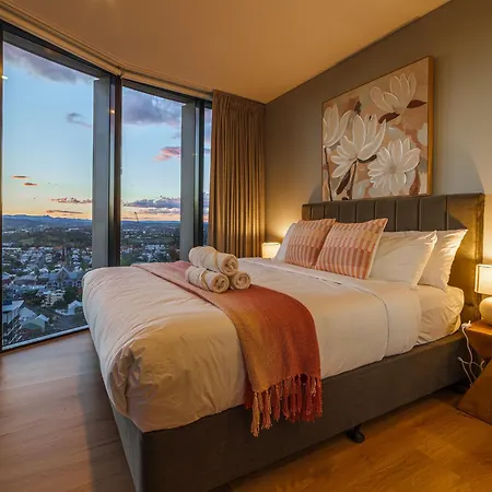Lux 33th Floor 2br 2bath, Infinity Pool, Gym, Wifi Brisbane