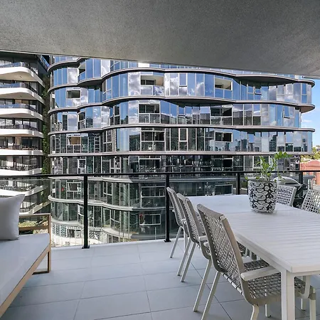 Riverstone Perch - Urban Comfort Near River *