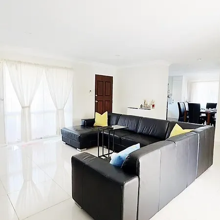 Sunny 3br Family House With Pool Sunnybank