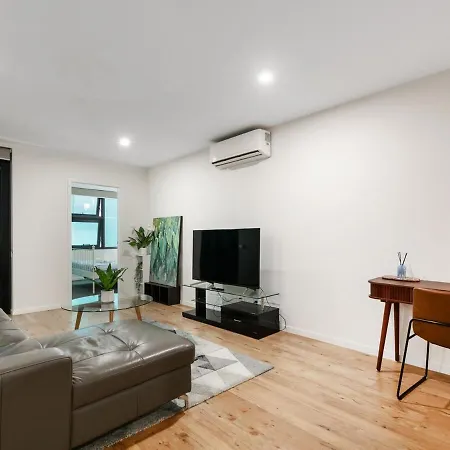 Spacious Nest Convenient Everywhere Free Parking Apartment *