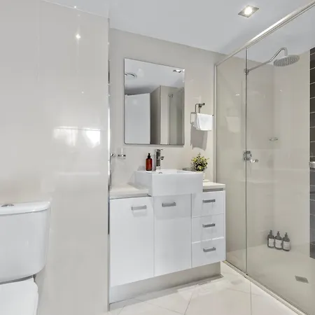 Two-level 3br With Rooftop Balcony & 2 Car Parks *