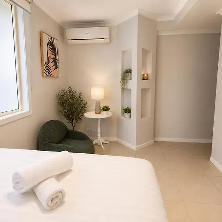 The Ivory Palm Boutique Escape Apartment *
