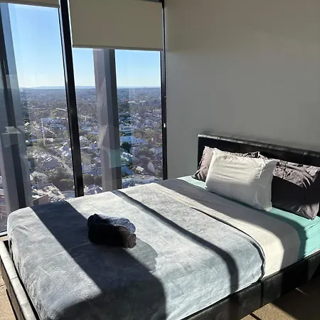 Rooftop Infinite Pool Cozy Upper Level Unit Cbd