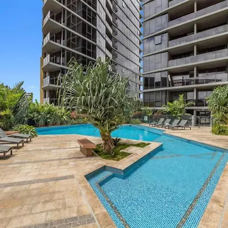 Stunning River & Mountain View W Pool & Gym Brisbane