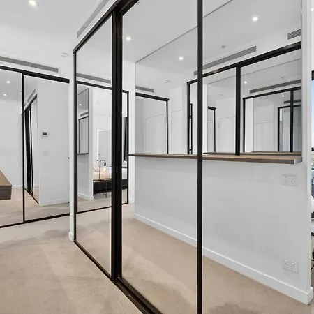 Apartment Luxe 3br Penthouse With Story Bridge And River Views *