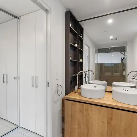 Apartment Spacious And Stylish 3br In West End Brisbane