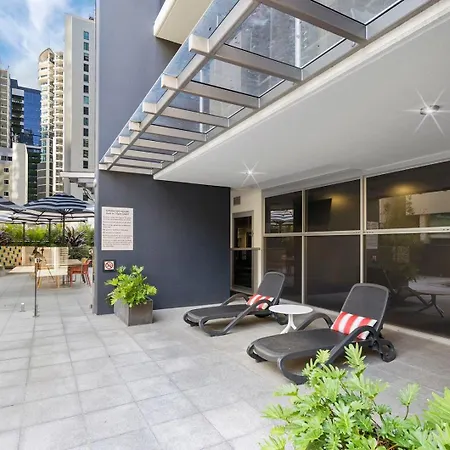 Stylish Cbd With Pool, Sauna, Gym & Bathtub Brisbane