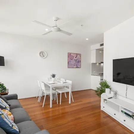 Apartment Urban Oasis Premier Lifestyle Escape Free Parking *