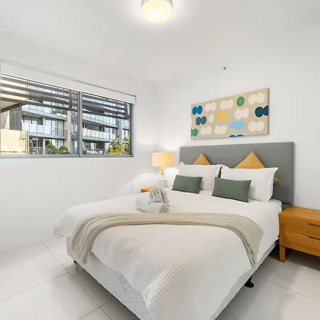 Apartment Spacious And Stylish 3br In West End *